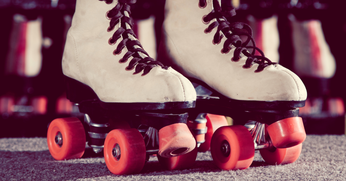 Recreation hall - indoor skating and children's ride park